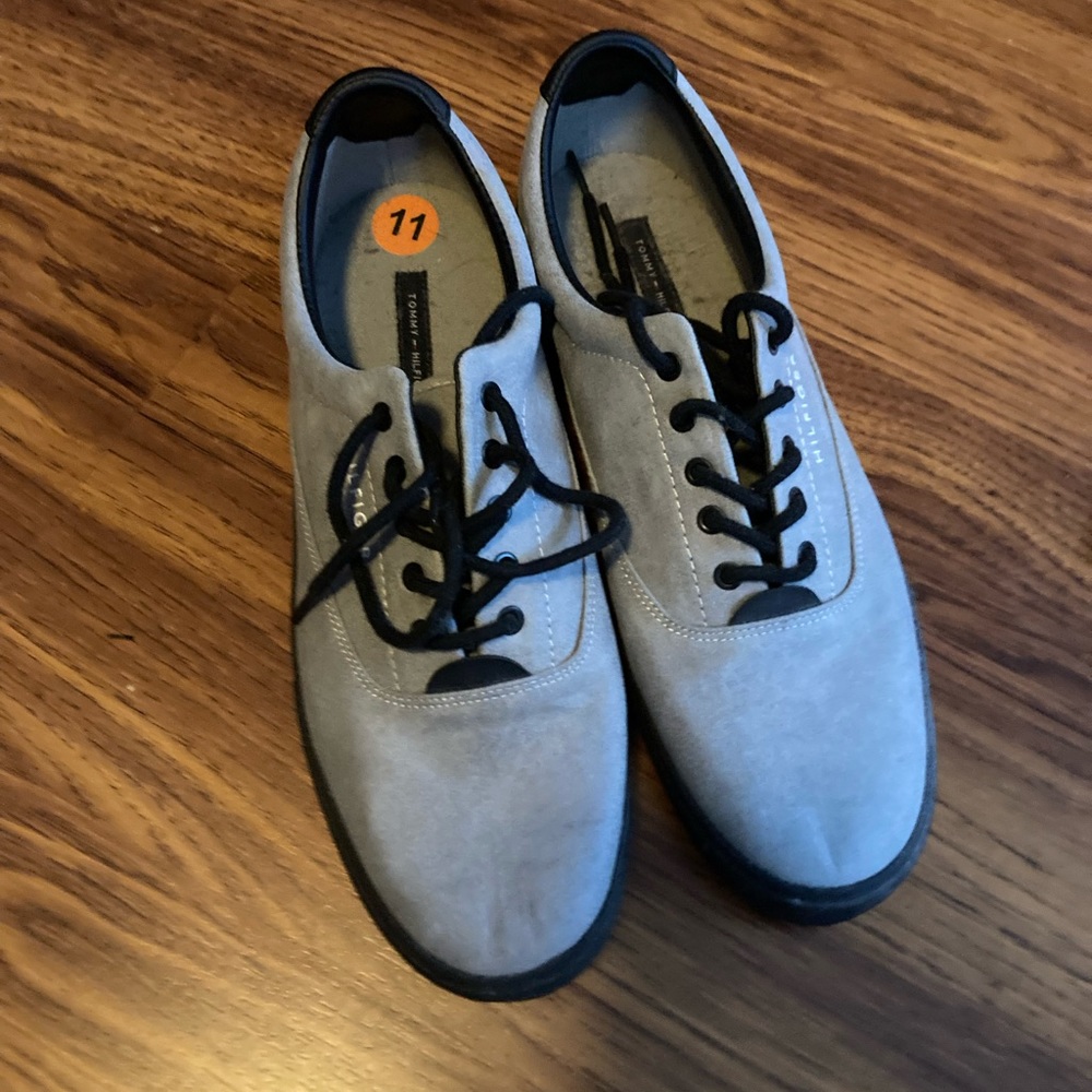Tommy Hilfiger shoes size 11